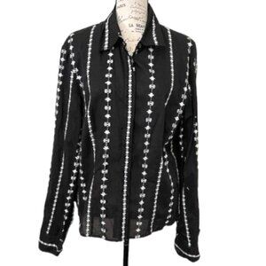 Bandolino Uptown GI Embroidered Button Shirt